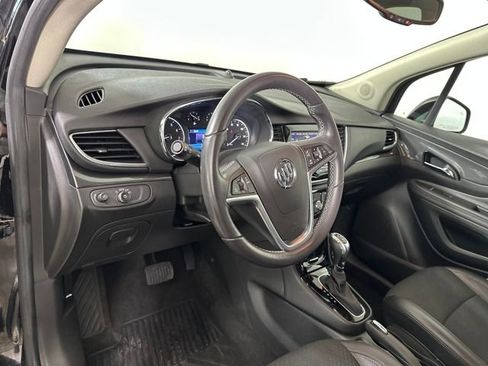 Used 2022 Buick Encore Preferred w/ Safety Package image 13