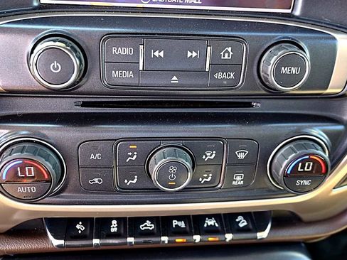 Used 2016 GMC Sierra 1500 Denali w/ Enhanced Driver Alert Package image 29