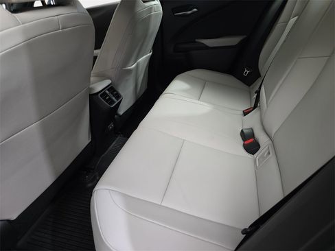 Certified 2025 Lexus UX 300h 300h Premium w/ Accessory Package (Z2) image 17