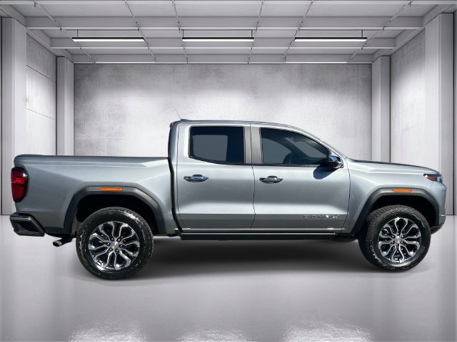 Used 2026 GMC Canyon Denali AWD/4WD image 2