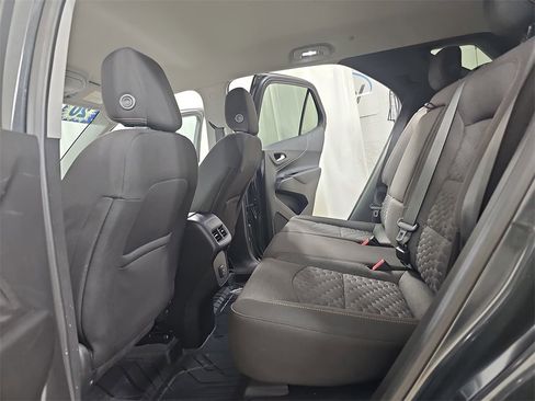 Certified 2020 Chevrolet Equinox LT w/ Driver Convenience Package image 18