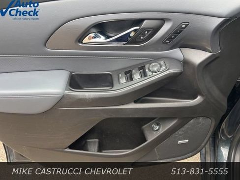 Used 2020 Chevrolet Traverse Premier FWD image 8