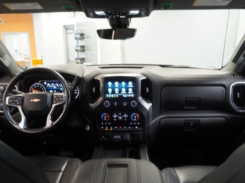 Used 2021 Chevrolet Silverado 1500 LTZ w/ Technology Package AWD/4WD image 20
