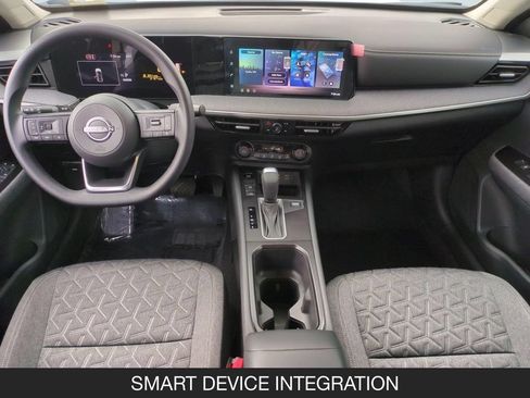 Used 2026 Nissan Kicks SV FWD image 13
