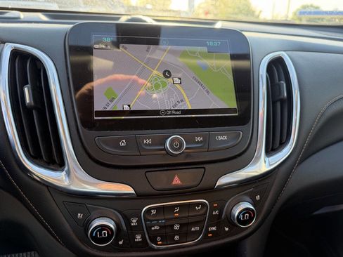 Used 2018 Chevrolet Equinox Premier AWD/4WD image 15