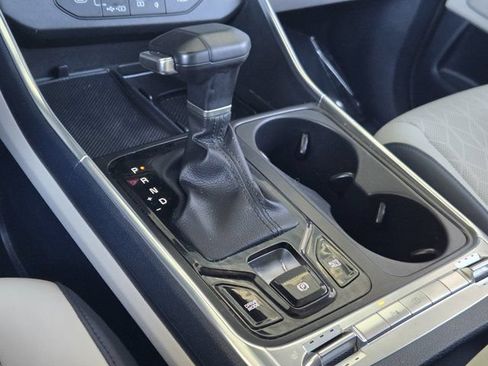 Used 2025 Kia Carnival SX FWD image 20