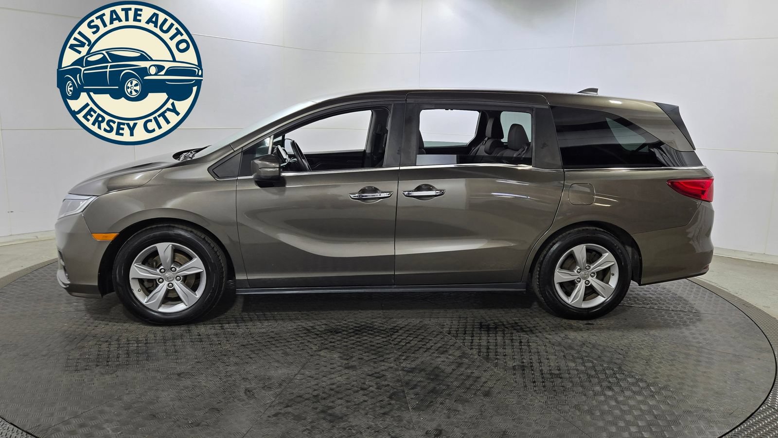 Used 2020 Honda Odyssey EX image 4