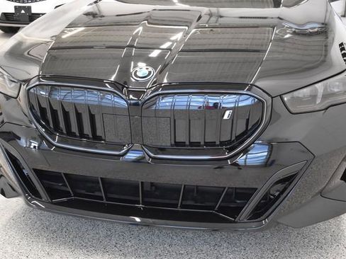 New 2027 BMW i5 xDrive40 w/ M Sport Package AWD/4WD image 14