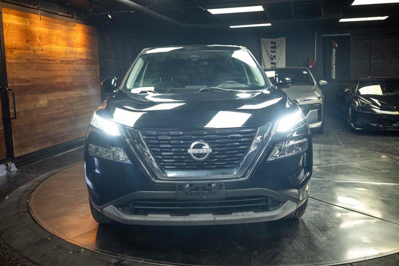 Used 2022 Nissan Rogue SV FWD image 4