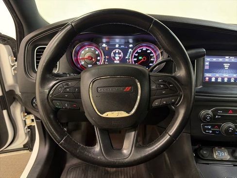 Used 2019 Dodge Charger Police w/ Street Appearance Group image 18