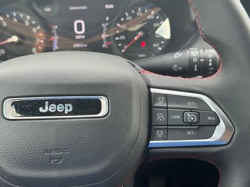 Certified 2025 Jeep Compass Trailhawk AWD/4WD image 25