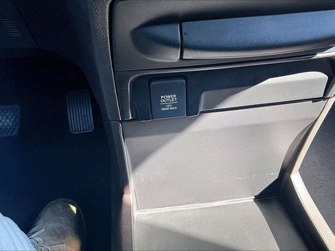 Used 2018 Honda Odyssey EX-L image 16