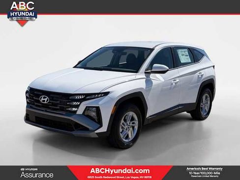 New 2026 Hyundai Tucson SE image 1