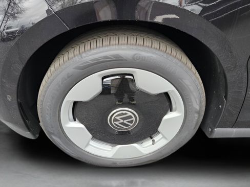New 2025 Volkswagen ID. Buzz Pro S image 27