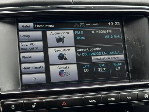 Used 2014 Jaguar XJ L Portfolio RWD image 40