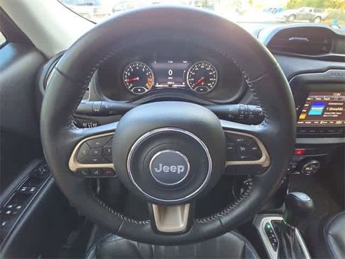 Used 2017 Jeep Renegade Trailhawk image 21