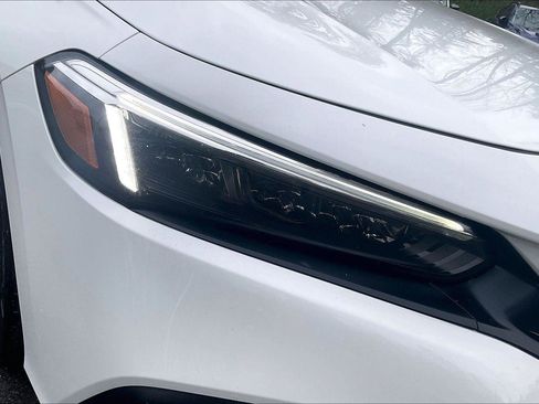 Used 2023 Honda Civic Touring image 31