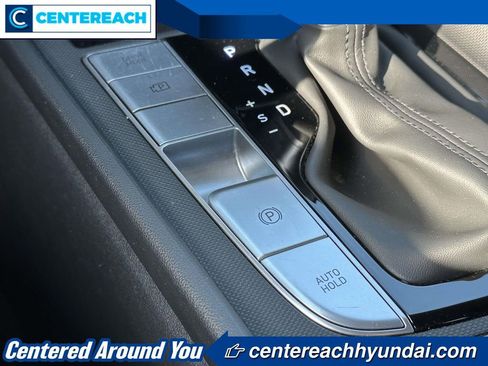 Used 2023 Hyundai Elantra SEL w/ Convenience Package image 27