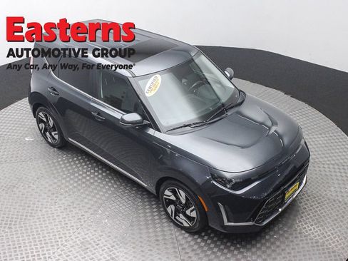 Used 2023 Kia Soul GT-Line FWD image 3