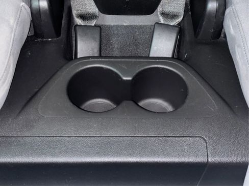 Used 2022 Chevrolet Colorado W/T RWD image 44