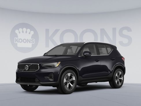 Used 2024 Volvo XC40 B5 Plus w/ Protection Package Premier image 1