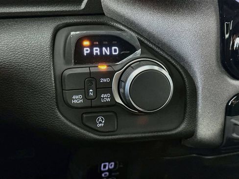 New 2026 RAM 1500 Express AWD/4WD image 12