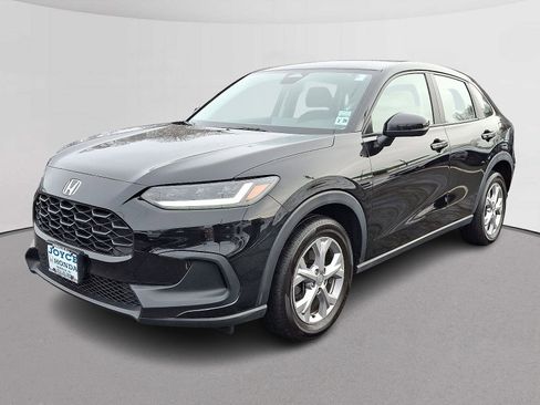 Certified 2023 Honda HR-V LX image 4