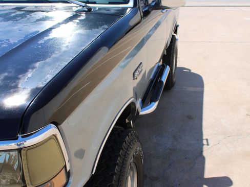 Used 1993 Ford Bronco AWD/4WD image 37