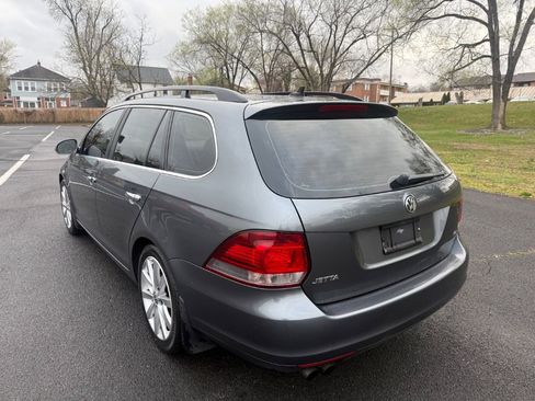 Used 2012 Volkswagen Jetta TDI FWD image 7