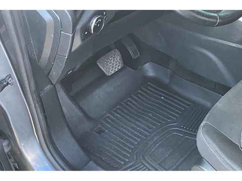 Used 2020 Ford EcoSport SE w/ SE Convenience Package FWD image 29
