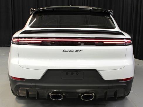 New 2025 Porsche Cayenne Turbo GT image 6