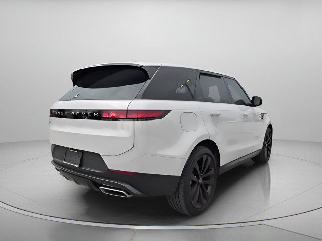 Used 2025 Land Rover Range Rover Sport SE AWD/4WD image 8