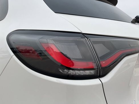 Certified 2026 Honda HR-V EX-L image 7