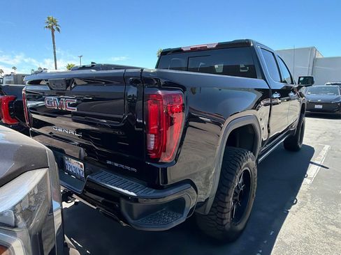 Used 2019 GMC Sierra 1500 Denali w/ Denali Carbonpro Edition AWD/4WD image 5