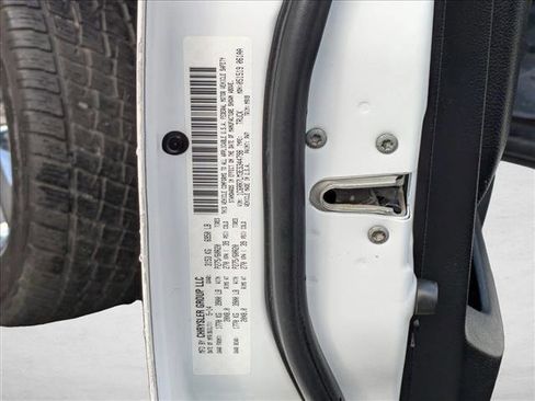 Used 2014 RAM 1500 Big Horn image 22