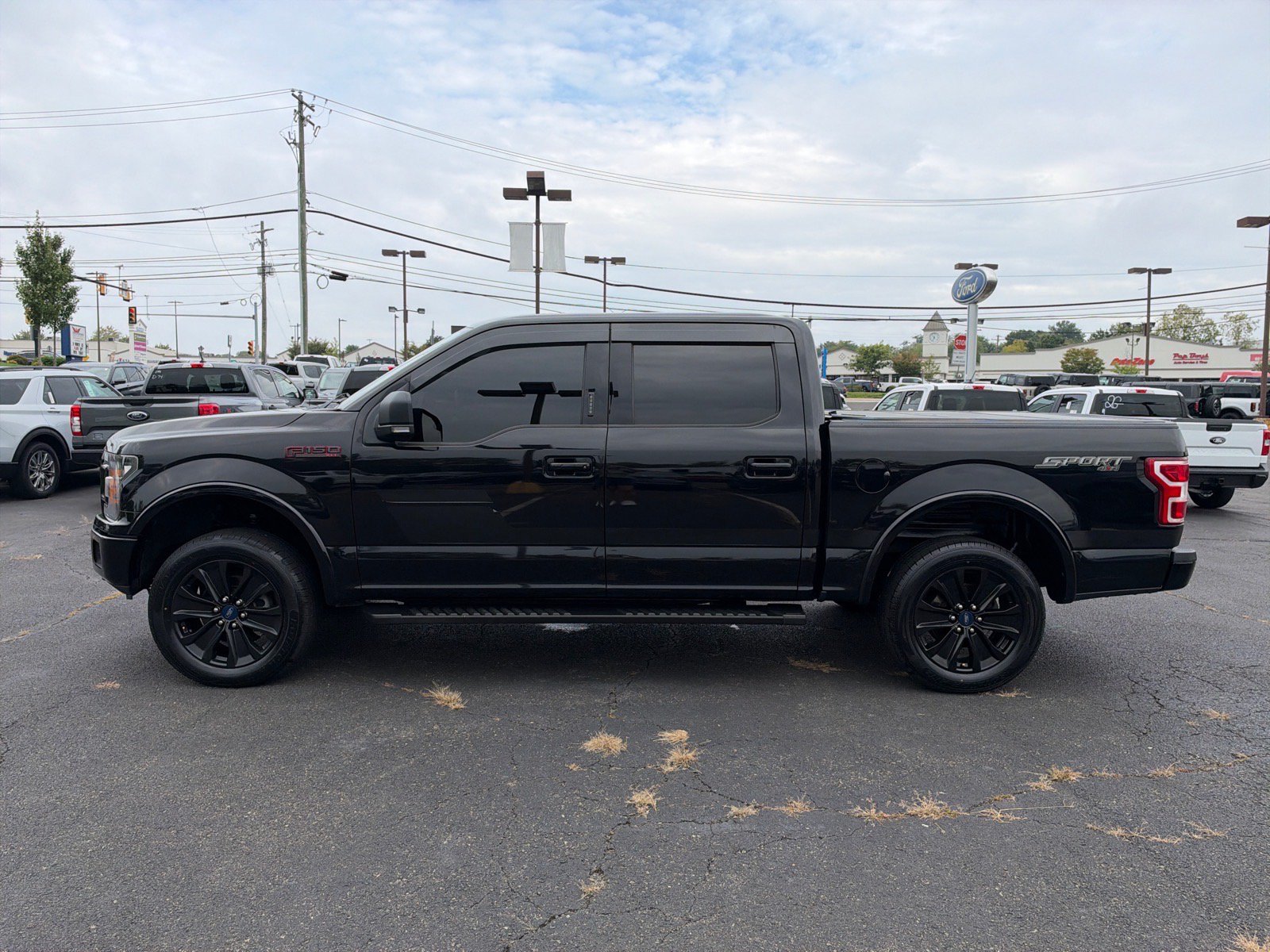 Used 2020 Ford F150 XLT w/ Equipment Group 302A Luxury AWD/4WD image 4