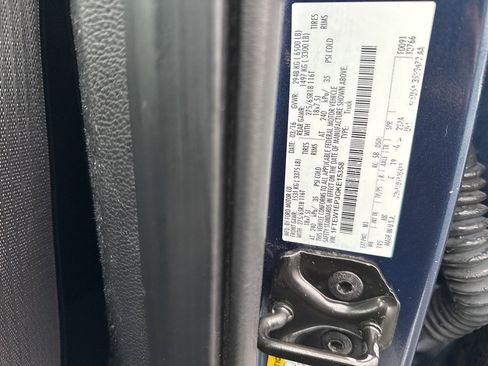 Used 2016 Ford F150 Lariat w/ Equipment Group 501A Mid image 38