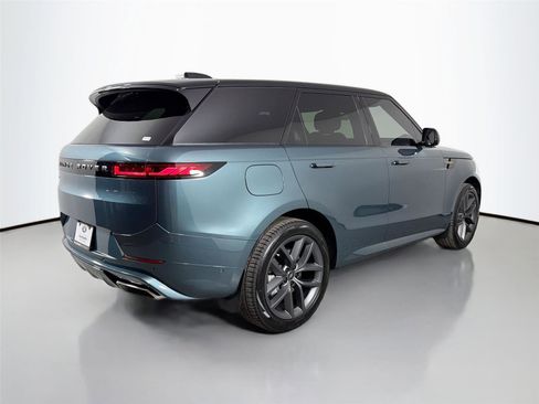 New 2025 Land Rover Range Rover Sport Dynamic SE AWD/4WD image 5