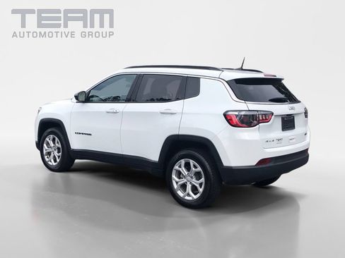 Certified 2024 Jeep Compass Latitude AWD/4WD image 5