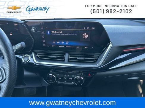 Used 2024 Chevrolet Trax RS w/ Driver Confidence Package FWD image 17