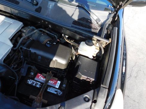 Used 2012 Toyota Highlander SE w/ Tow Pkg image 39