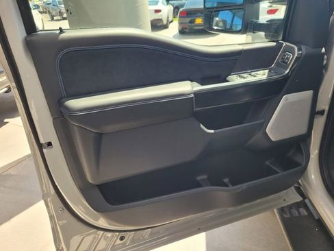 New 2026 Ford F250 Platinum w/ Tremor Off-Road Package AWD/4WD image 8