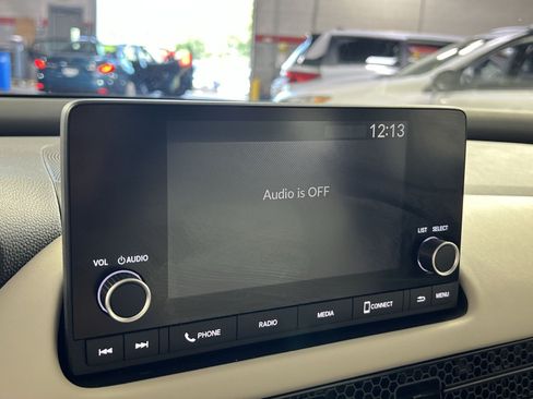 Used 2024 Honda HR-V LX image 18