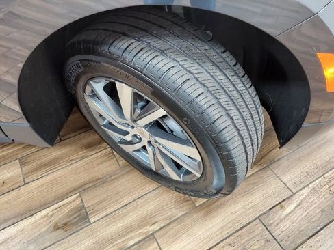 Certified 2023 Chevrolet Equinox LT image 21