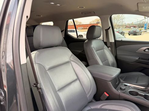 Used 2019 Chevrolet Traverse LT w/ LT Premium Package image 35