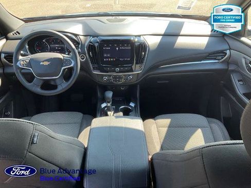 Used 2023 Chevrolet Traverse LT AWD/4WD image 3