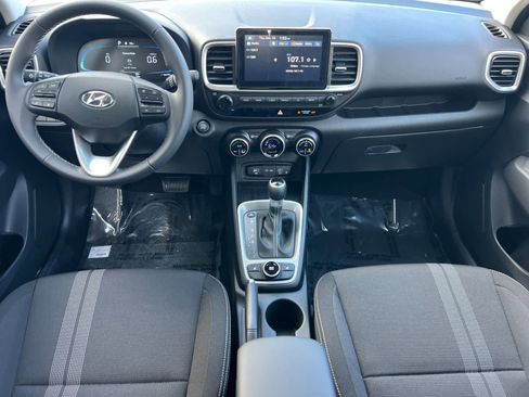 New 2026 Hyundai Venue SEL image 3