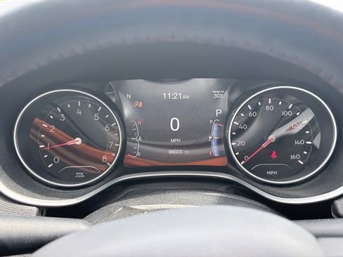 Used 2019 Jeep Compass Limited AWD/4WD image 8