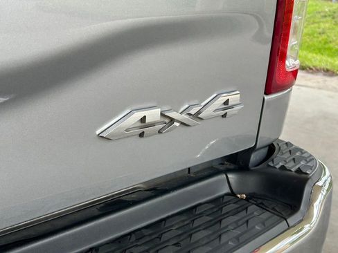 Used 2024 RAM 2500 Big Horn AWD/4WD image 20