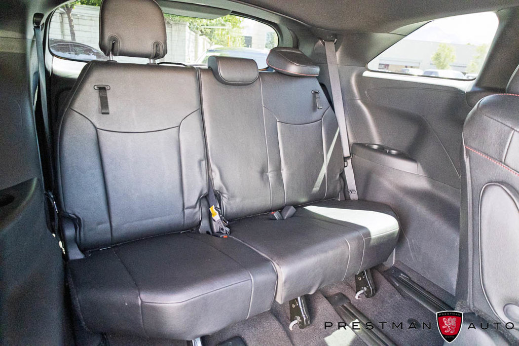Used 2025 Toyota Sienna XSE FWD image 10
